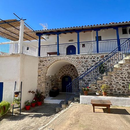 Politeika Traditional House Tirós Exteriér fotografie
